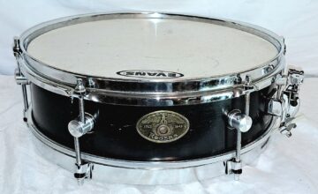 ROGERS VINTAGE 13" CLASSMATE SNARE DRUM WITH REINFORCEMENT RINGS! - SHIPS FREE TO CUSA! - Image 2