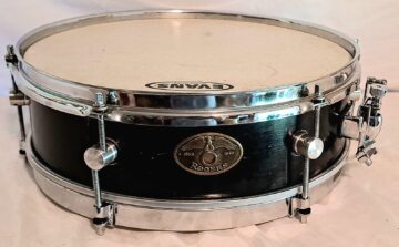 ROGERS VINTAGE 13" CLASSMATE SNARE DRUM WITH REINFORCEMENT RINGS! - SHIPS FREE TO CUSA!