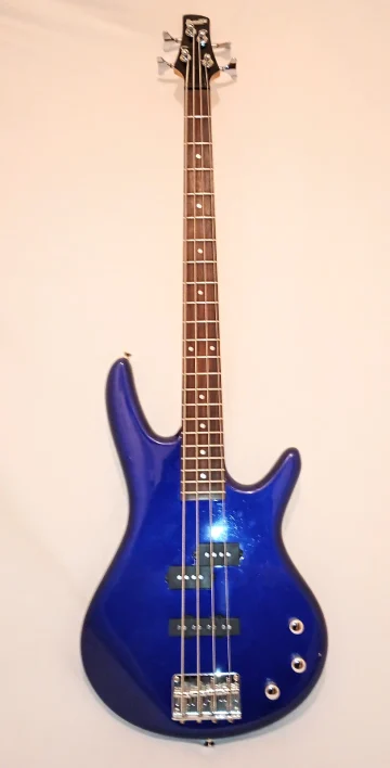 IBANEZ GIO BASS GUITAR WITH CORD AND STRAP IN A BAG - FREE SHIP TO C-USA! PMT ONE $70.00